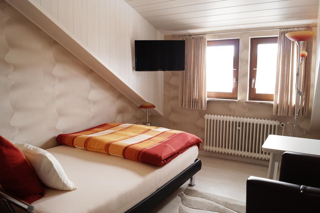 Pension Huhn Angersbach Bilik gambar